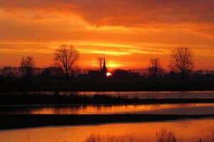 Zonsondergang in de Liendense Waard